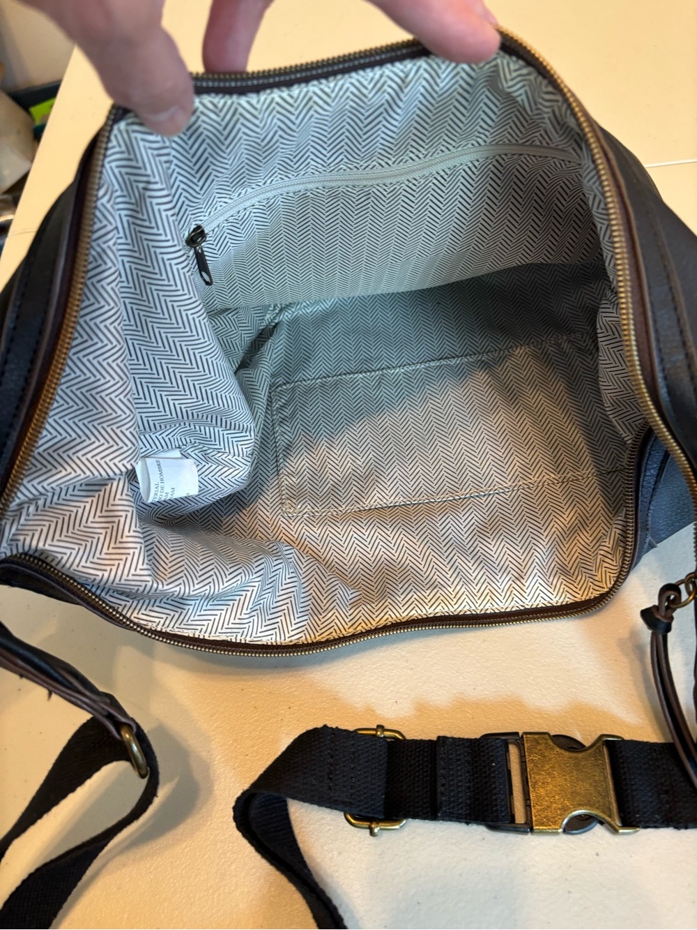 Time and Tru Black Hobo Bag with Cream Chevron Lining - Picture 6 of 6